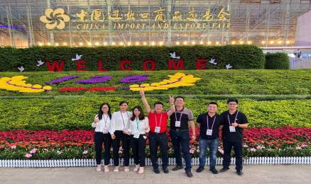 Interquip Machinery представляет вилочные погрузчики новой серии на 126-й кантонской ярмарке в Гуанчжоу